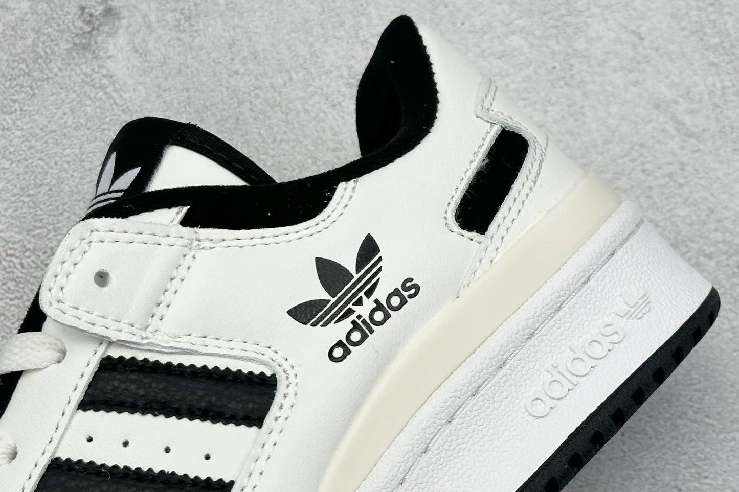 Adidas Forum 84 Low White Black