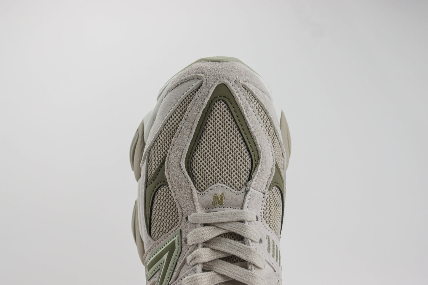 New Balance 9060 Oatmeal