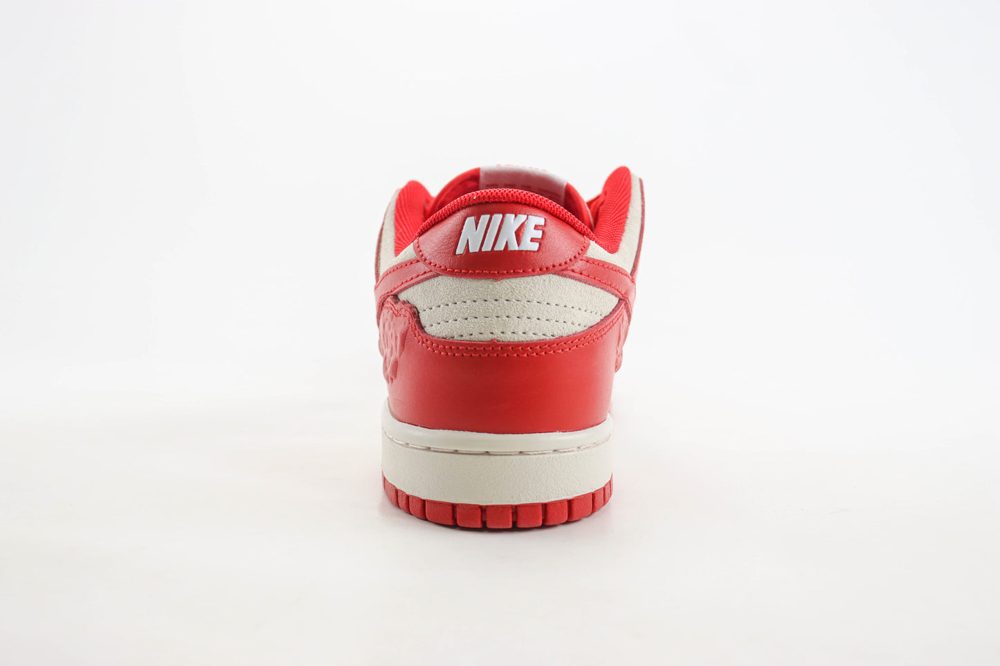 Nike Dunk Low Roses Red