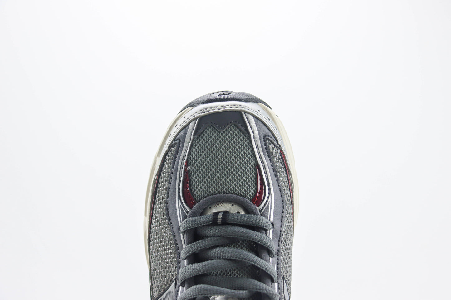 New Balance 740 Silver Metallic Grey