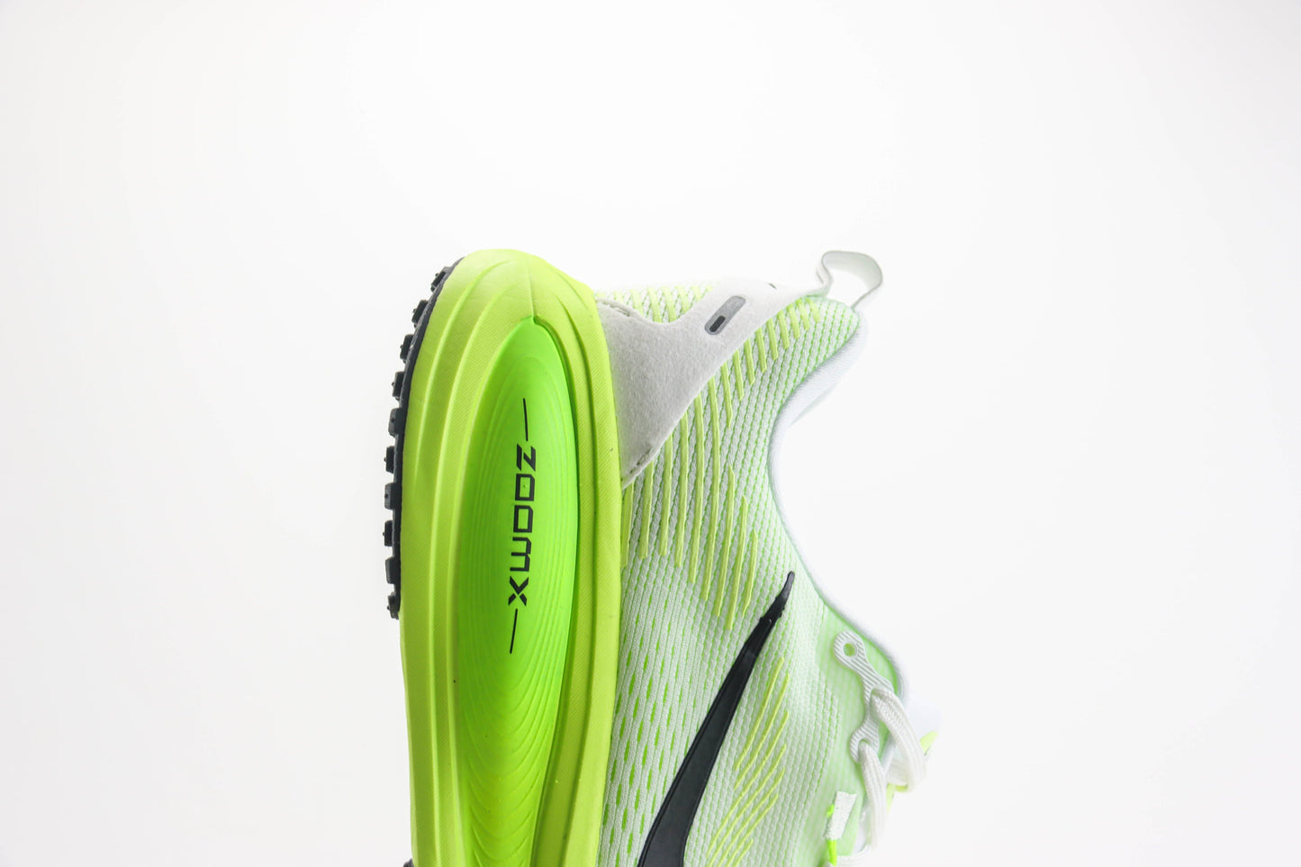 Nike Vomero 18 White & Electric Green
