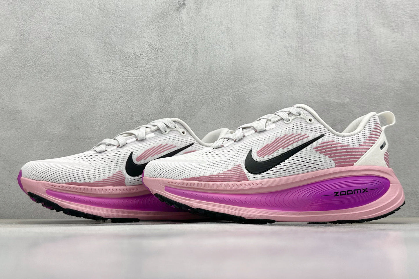 Nike Vomero 18 Summit White Elemental Pink Black