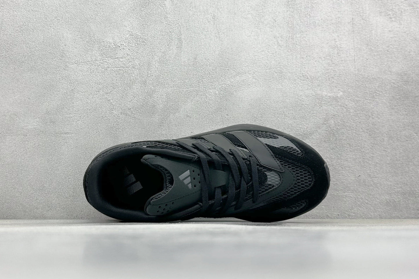 Adidas Lightblaze Black Carbon