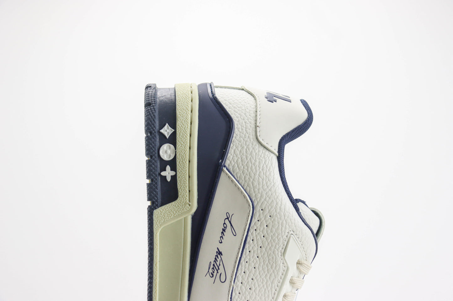 Louis Vuitton Trainer #54 Signature White Marine