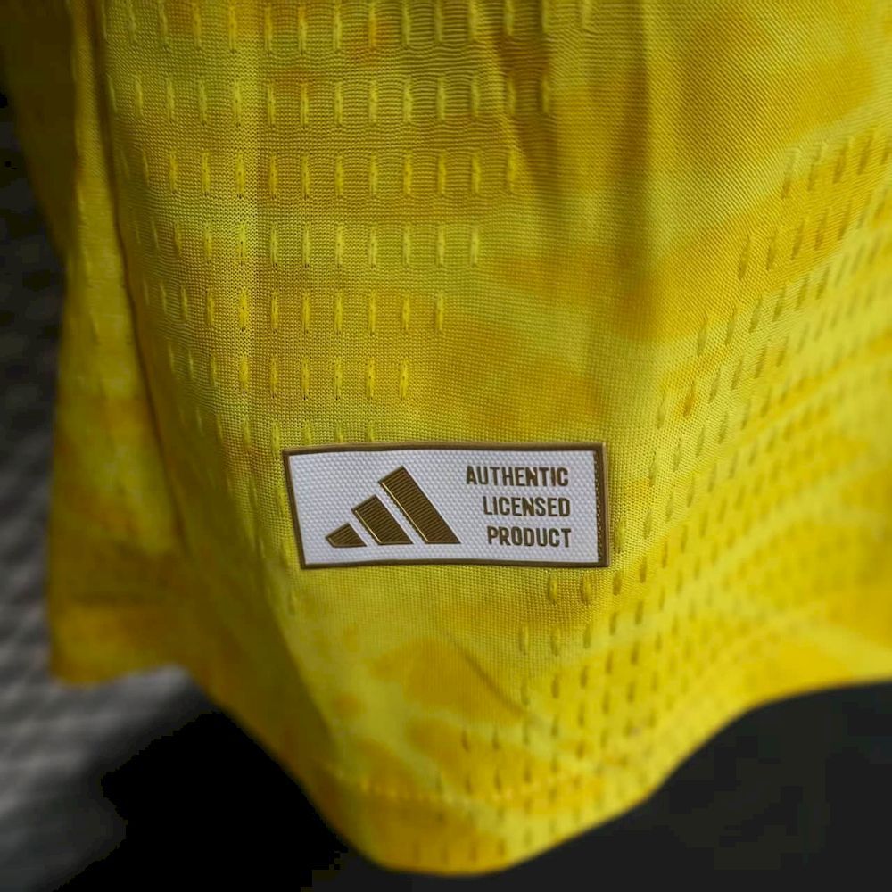 Colombia 2026 World Cup Home Long Sleeve Jersey Player Version Mens