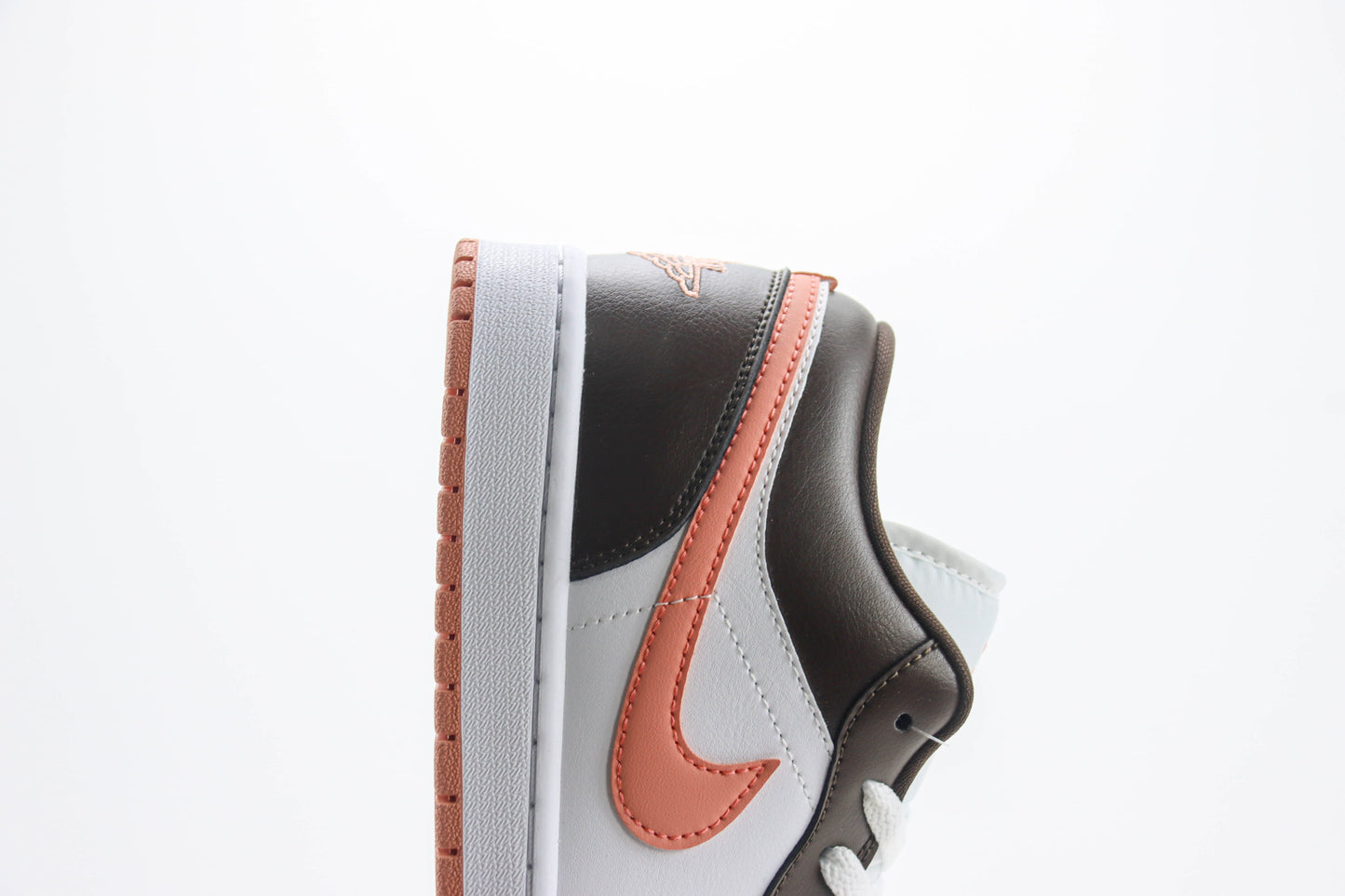 Nike Air Jordan 1 Low White Baroque Brown