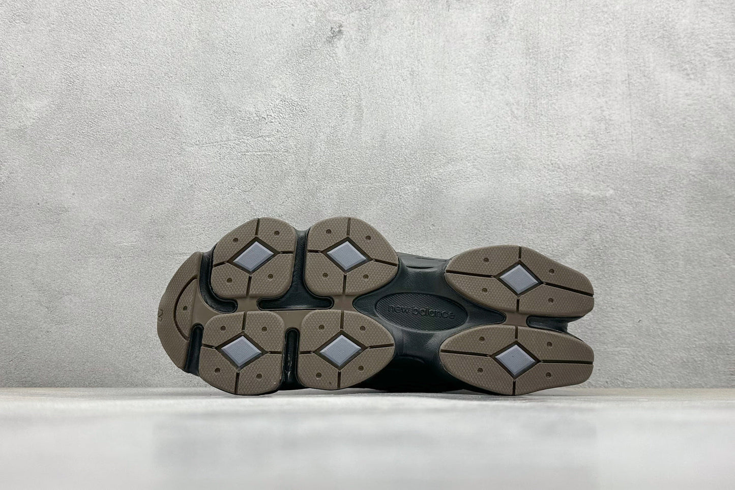 New Balance 9060 Phantom Rich Oak