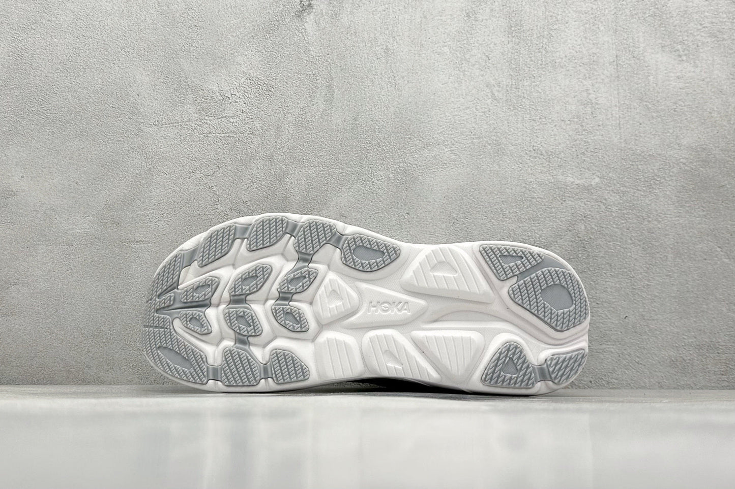 HOKA Clifton 10 Skyflow Frost Cosmic Grey