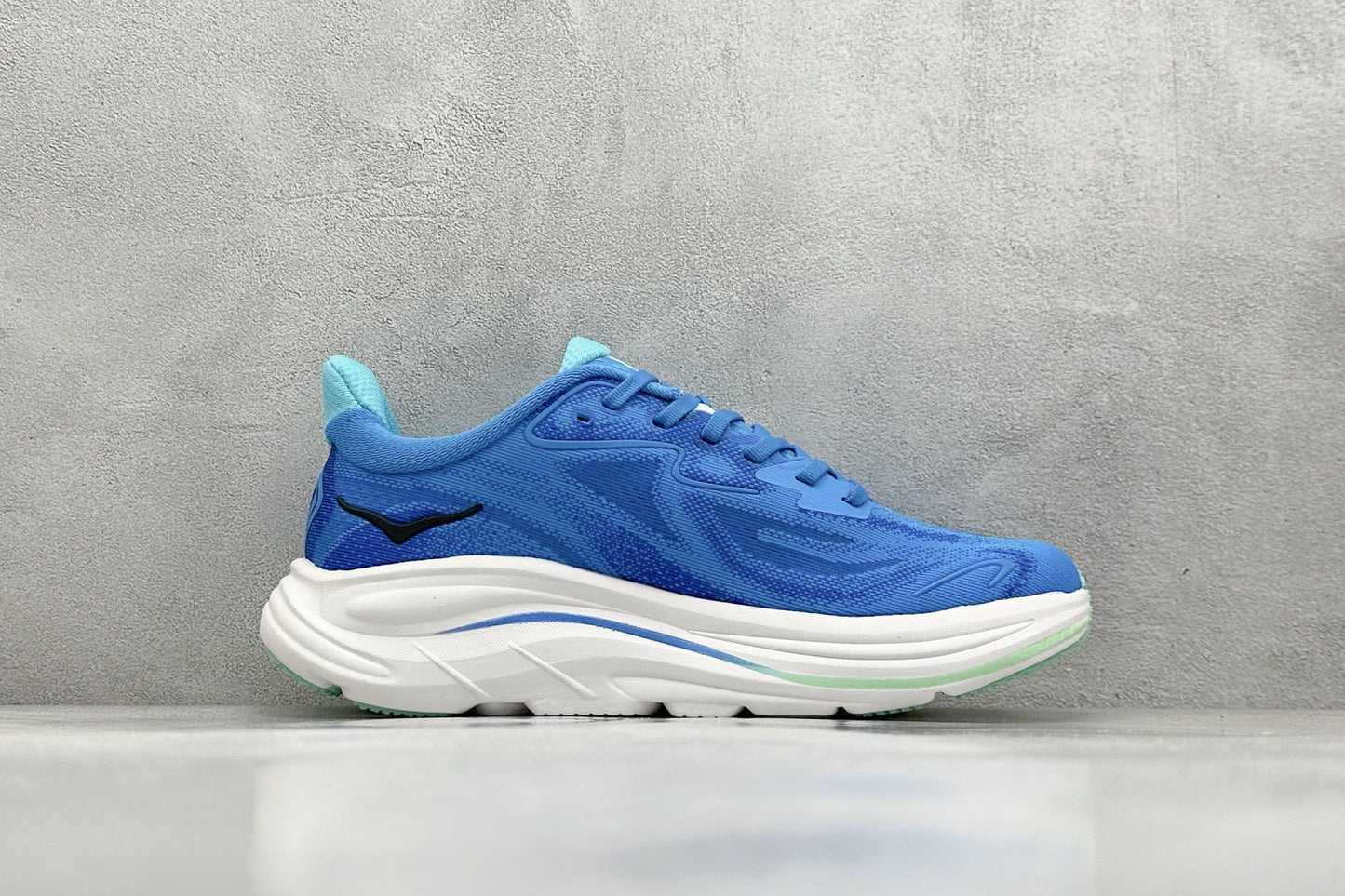 HOKA Clifton 10 X-Wide Blue Skyward Blue