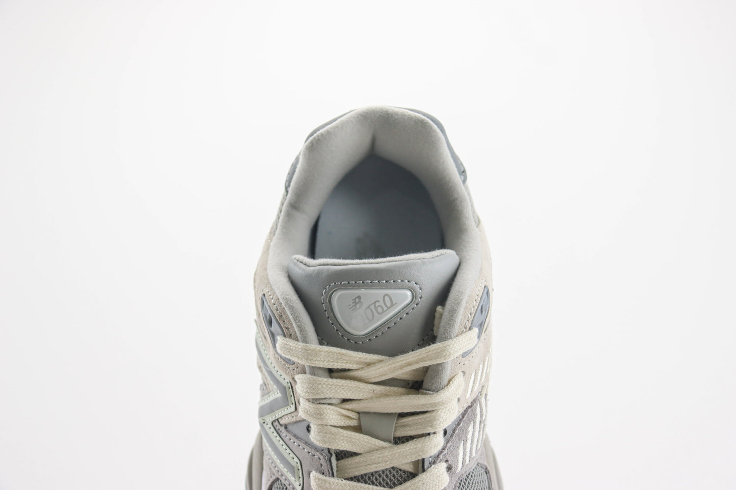 New Balance 9060 Raincloud Truffle Salt