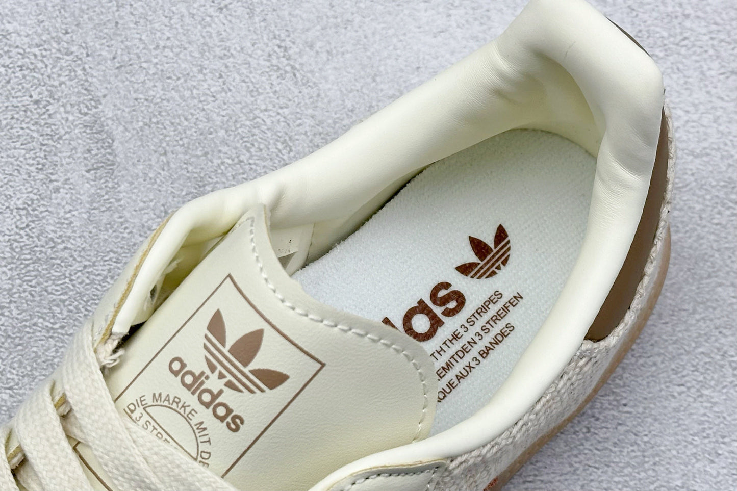 Adidas Originals Samba OG Cream White Cardboard Crystal Sand