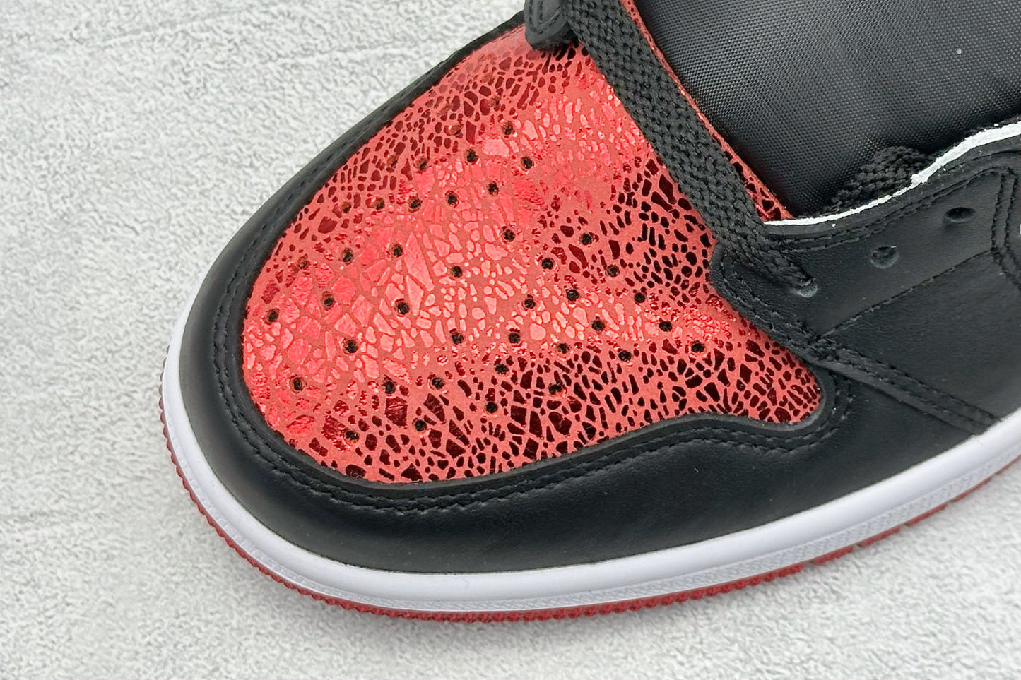 Nike Air Jordan 1 High OG "Ruby" AJ1