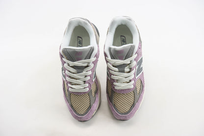 New Balance 2010 Ice Wine Castlerock