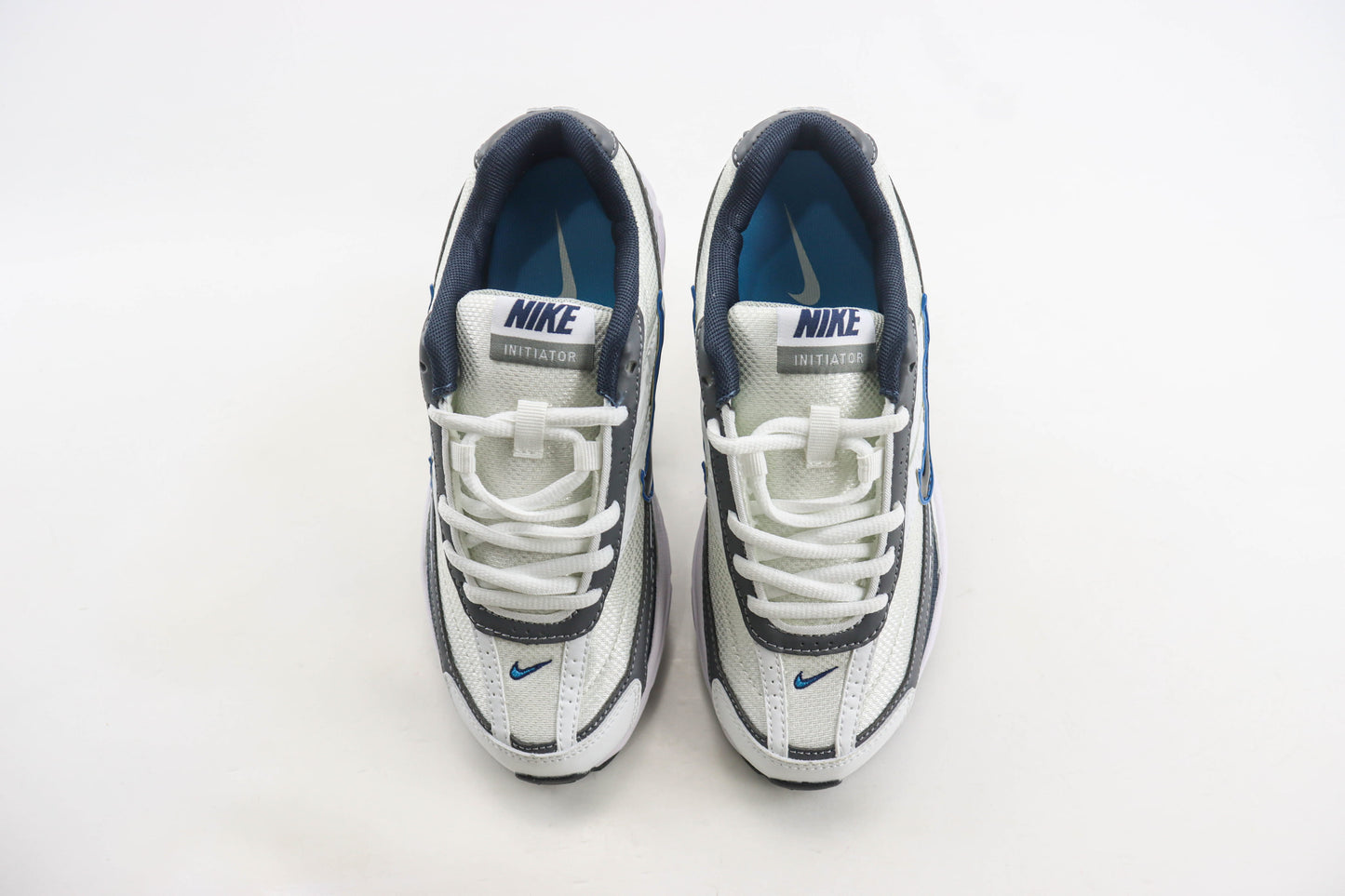 Nike Initiator White Obsidian Metallic Cool Grey