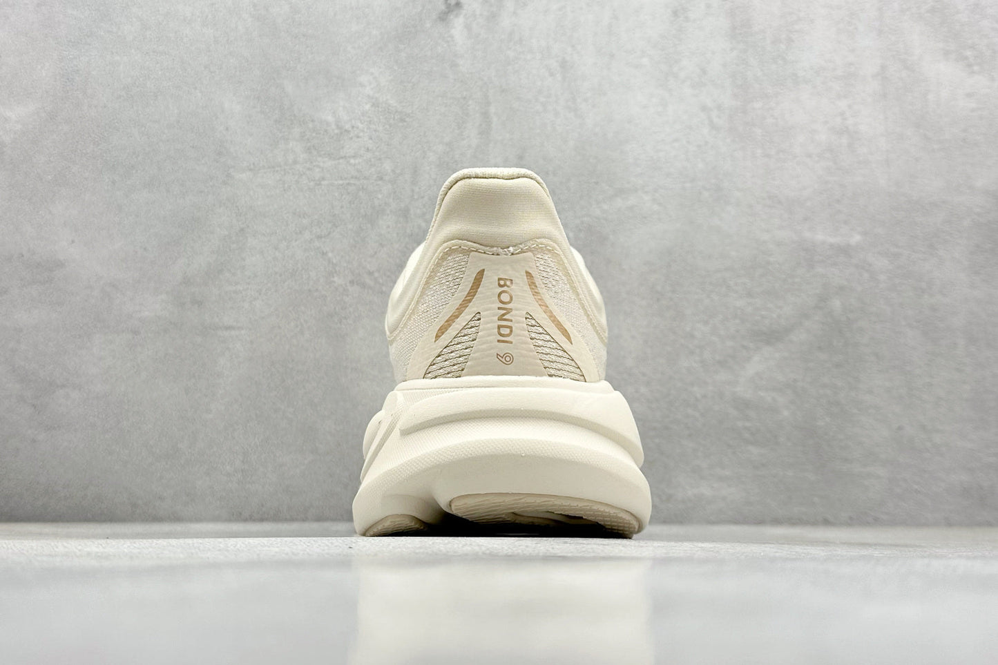 HOKA ONE ONE Bondi 9 Vanilla Birch