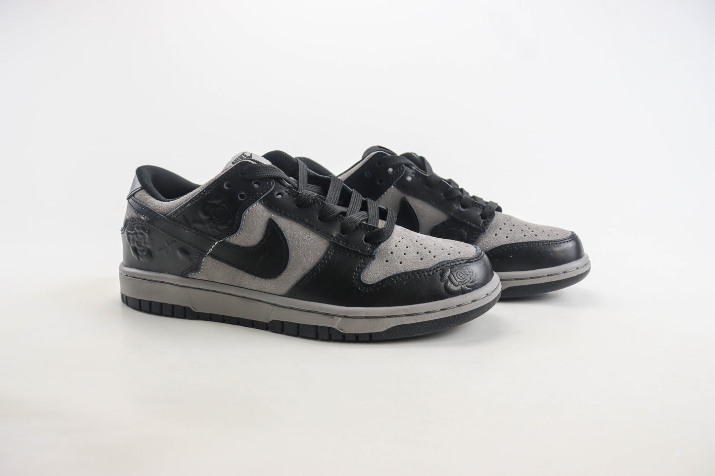 Nike Dunk Low Black Roses