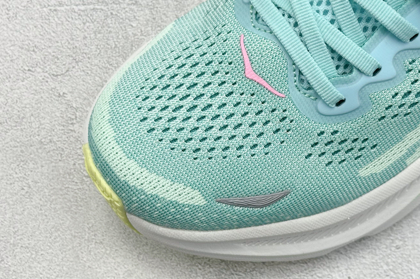 HOKA ONE ONE Bondi 9 Spark Mint Fluorite