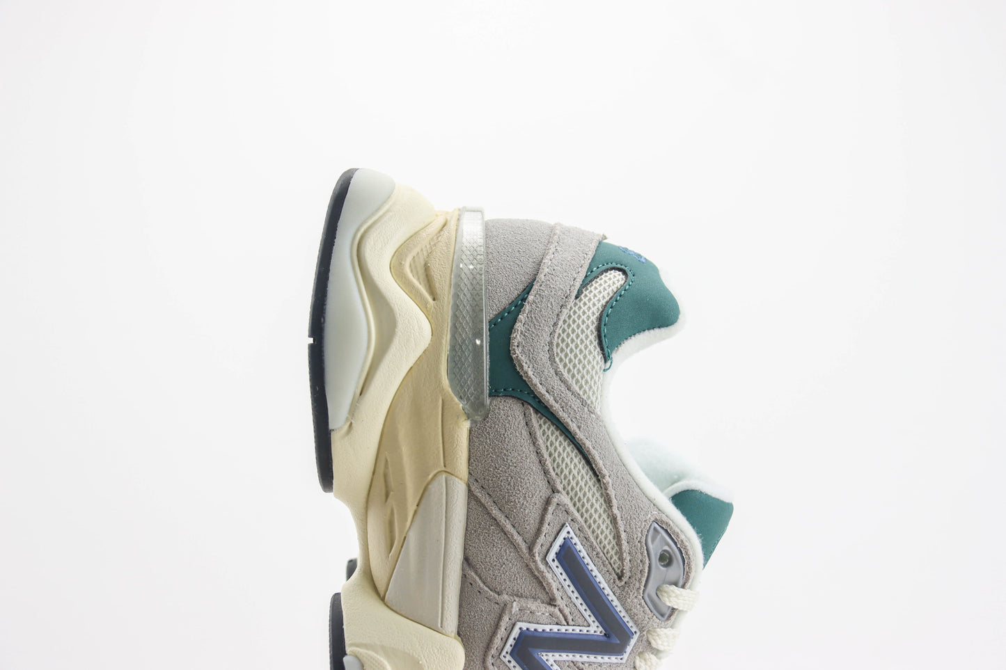 New Balance 9060 Concrete Vintage Indigo New Spruce