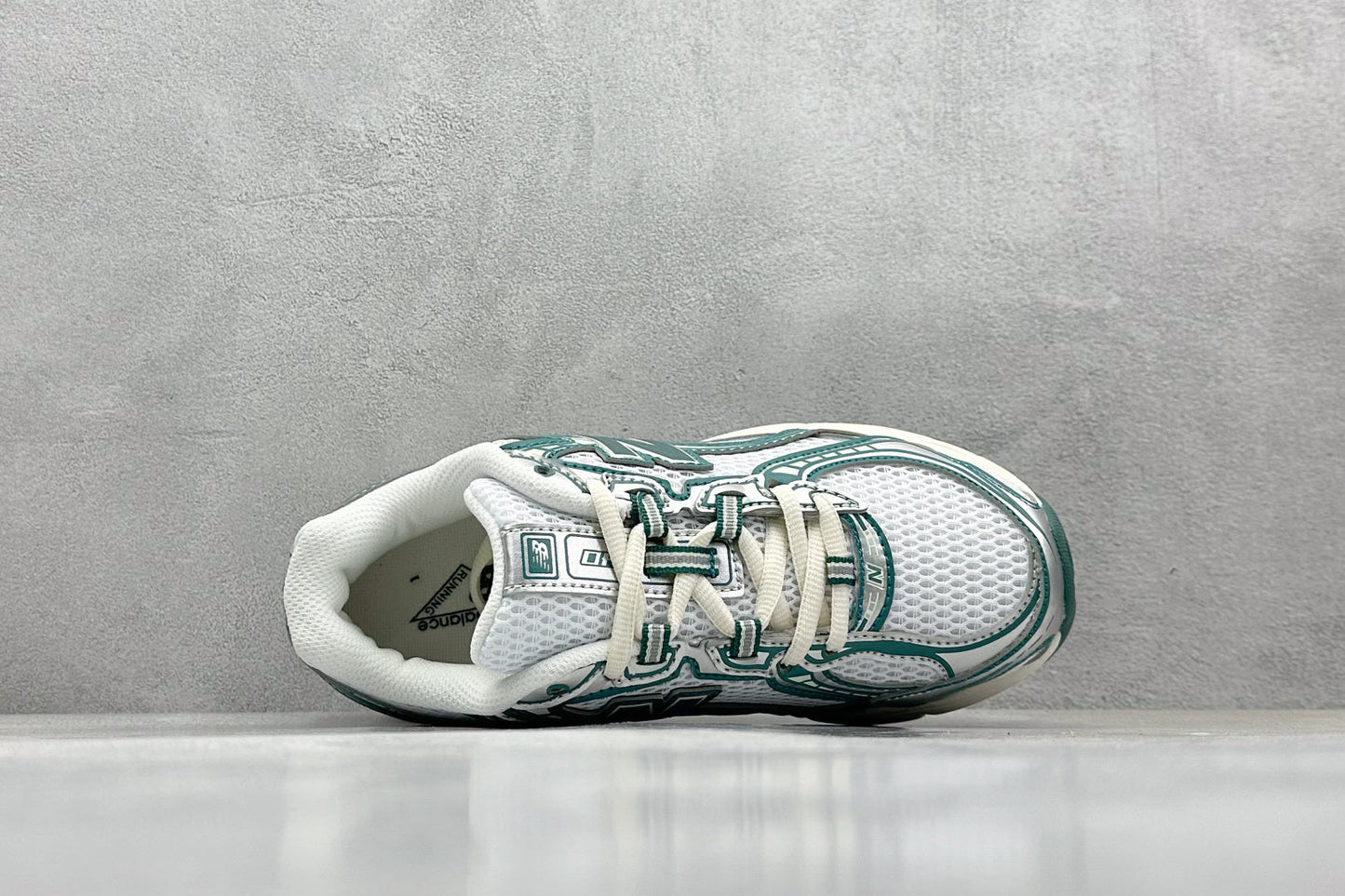 New Balance 740 White Marsh Green