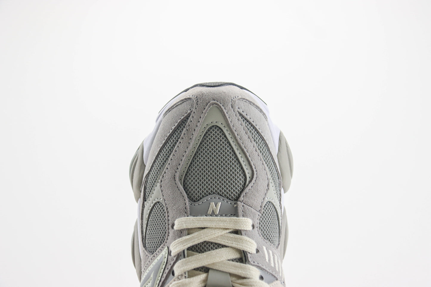 New Balance 9060 Raincloud Truffle Salt