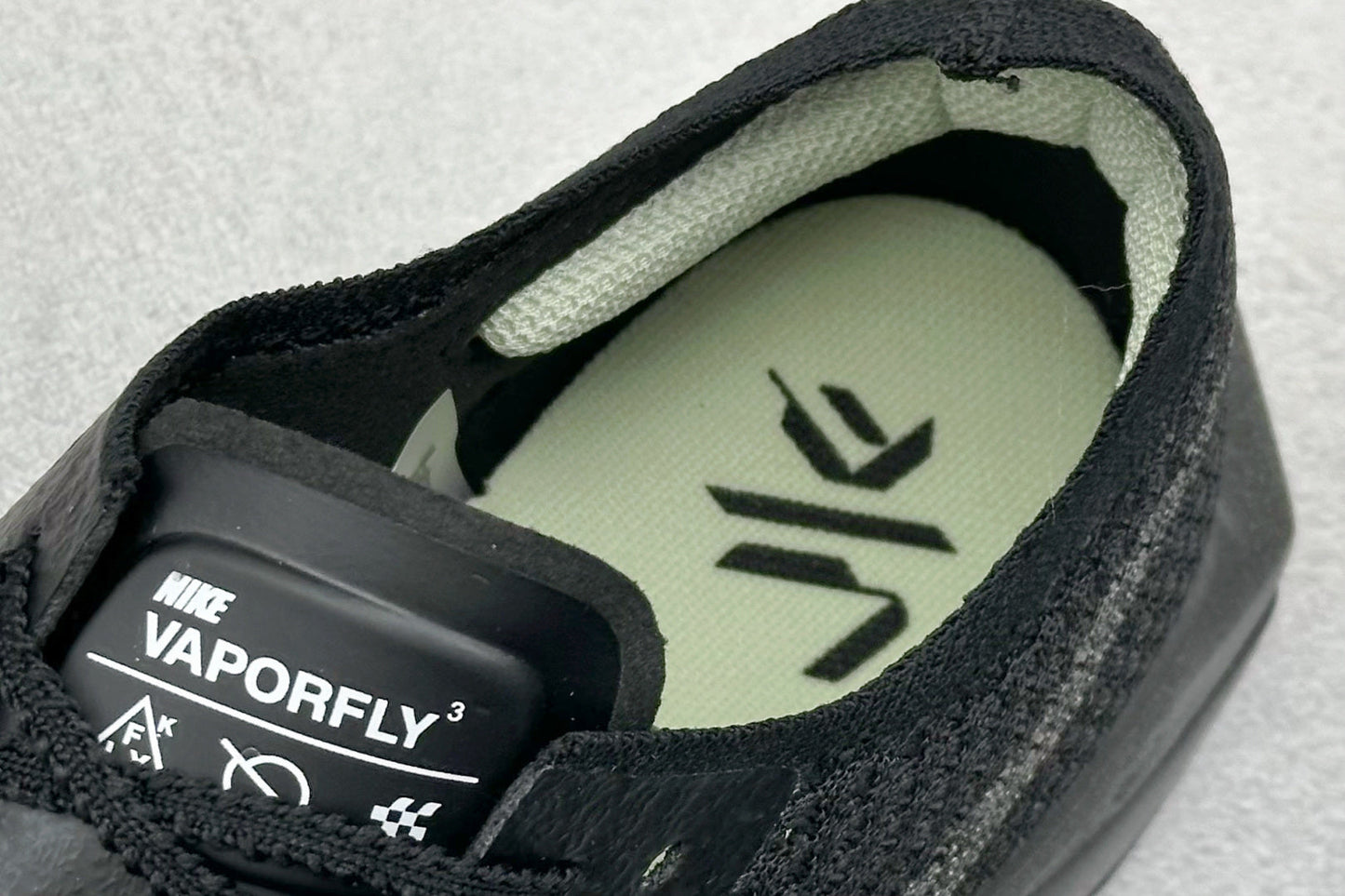 Nike Air ZoomX Alphafly 3 Black Metallic