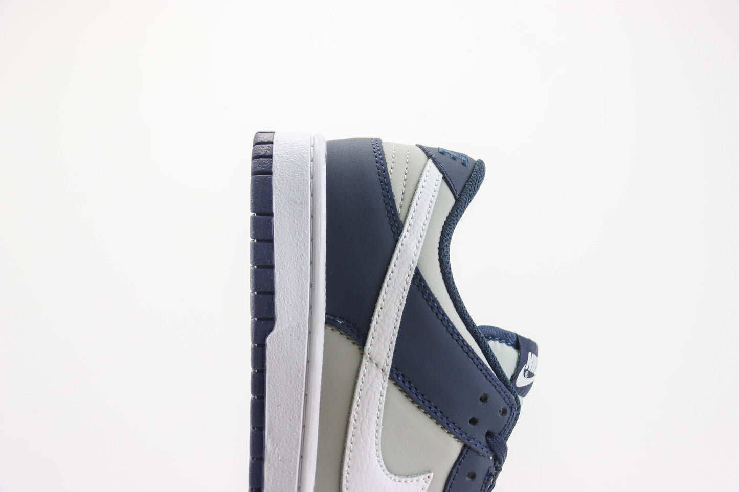 Nike Dunk Low Georgetown Navy Gray