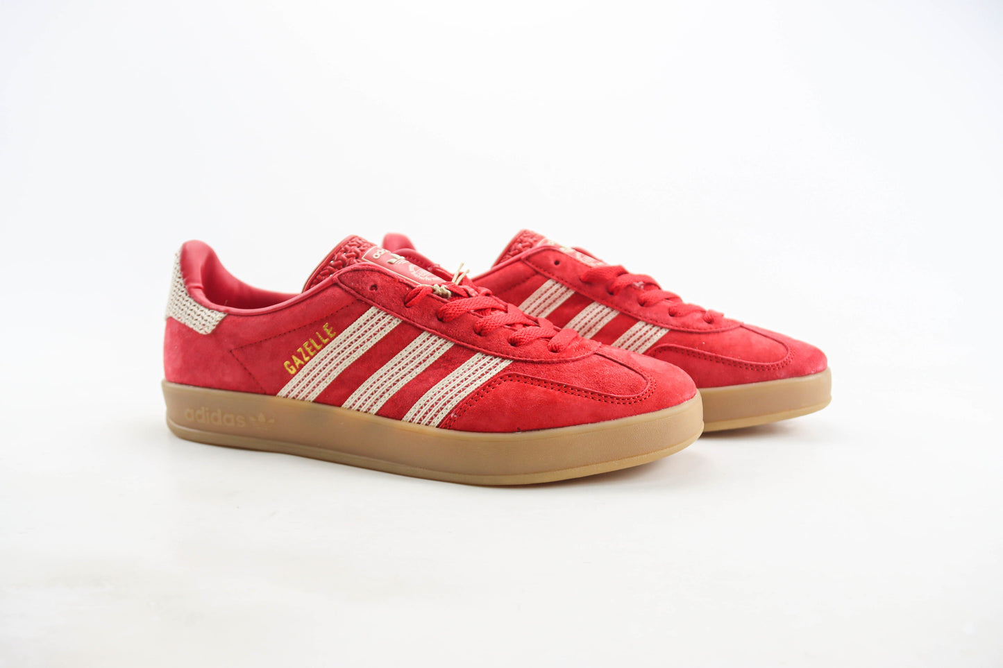 Adidas Gazelle Indoor etter Scarlet Wonder White Gum