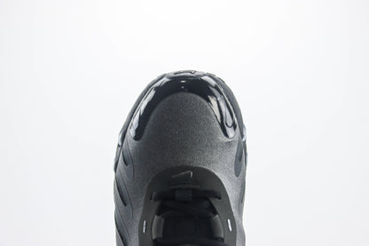 Nike Air Max Dn8 Black Metallic Dark Grey