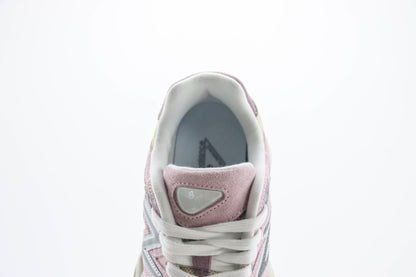 New Balance 9060 Rose Sugar Pink