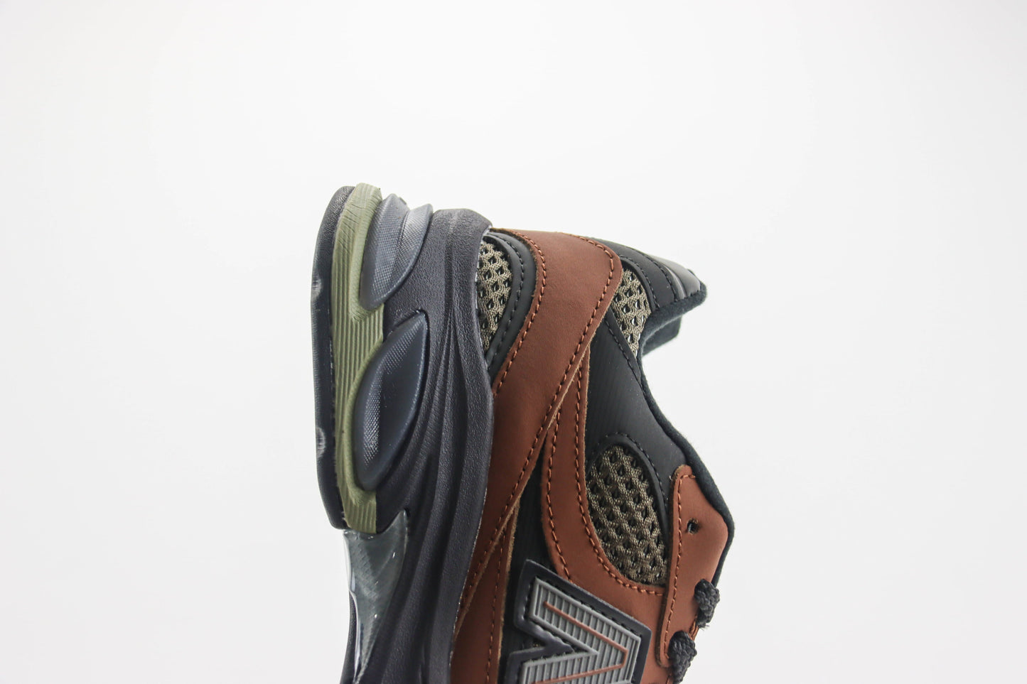New Balance 2010 Brown