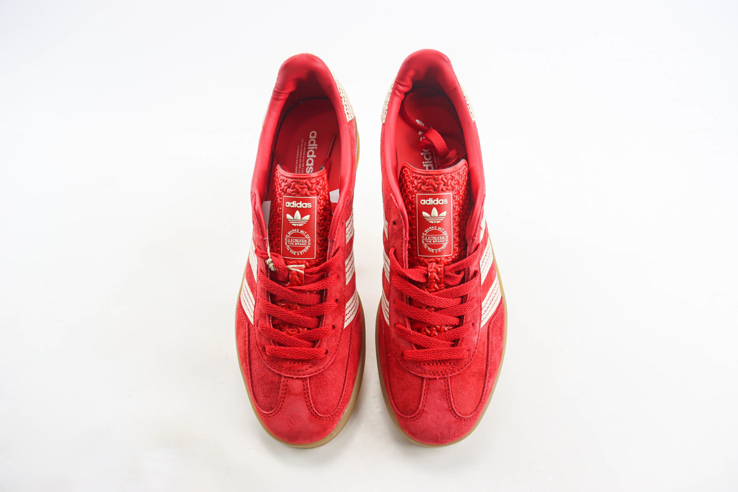 Adidas Gazelle Indoor etter Scarlet Wonder White Gum