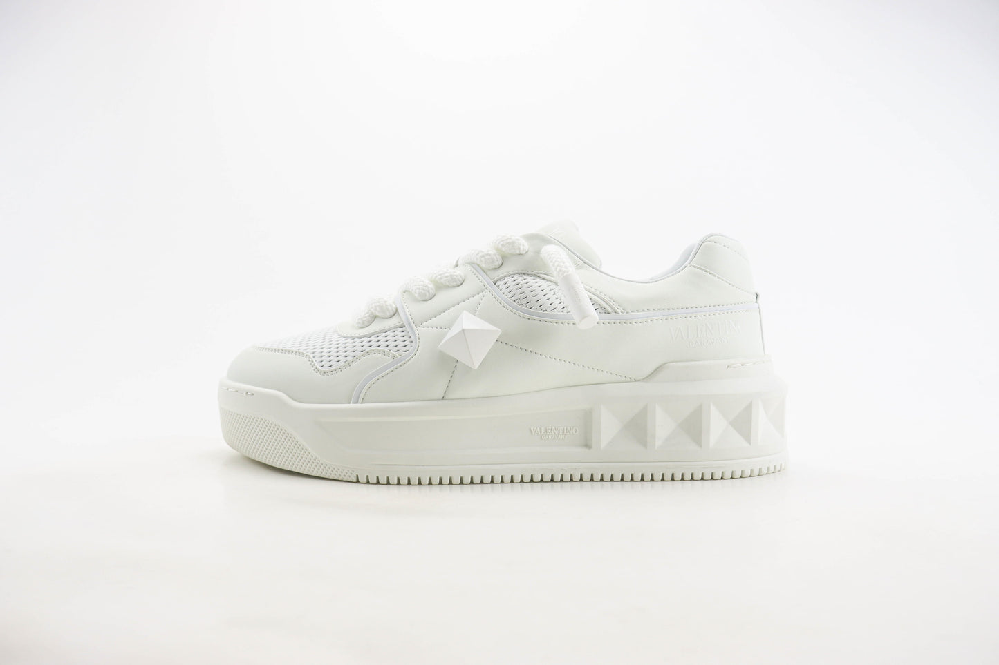 Valentino One Stud XL Low-Top White