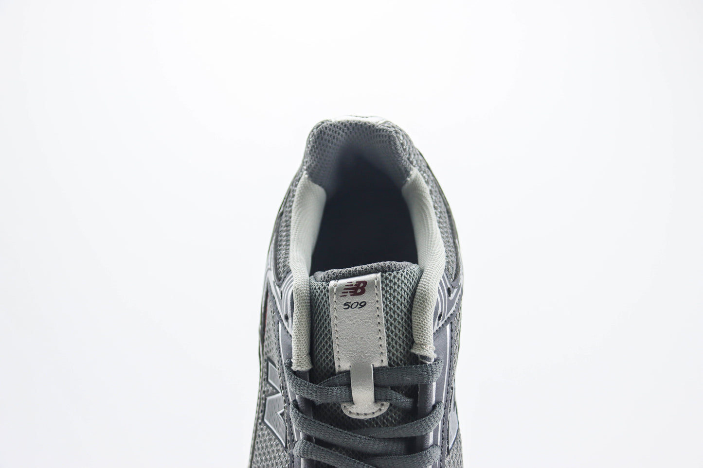 New Balance 740 Silver Metallic Grey