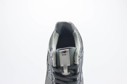 New Balance 740 Silver Metallic Grey