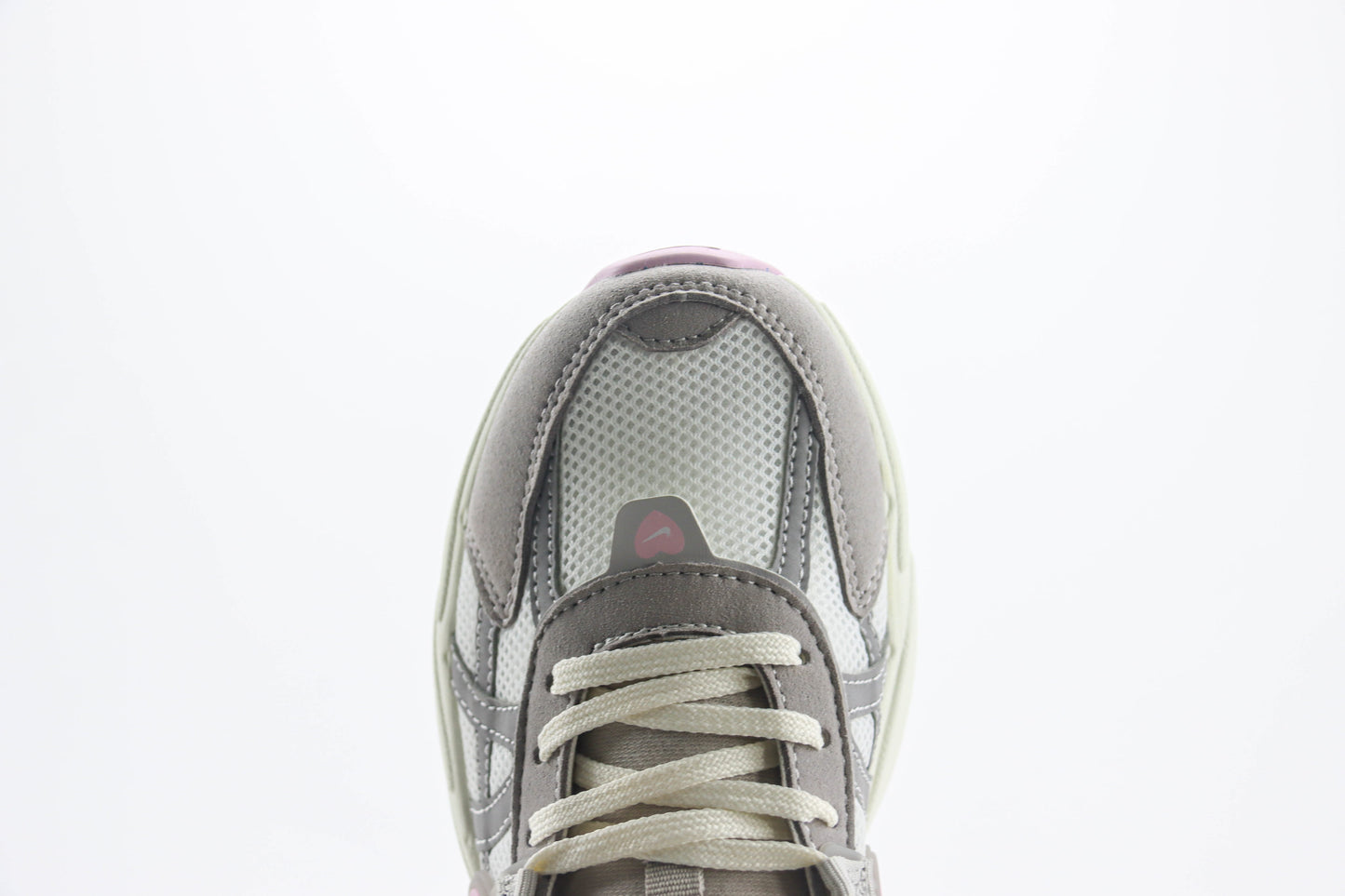 Nike V2K Run Sail Pink Foam Vast Grey