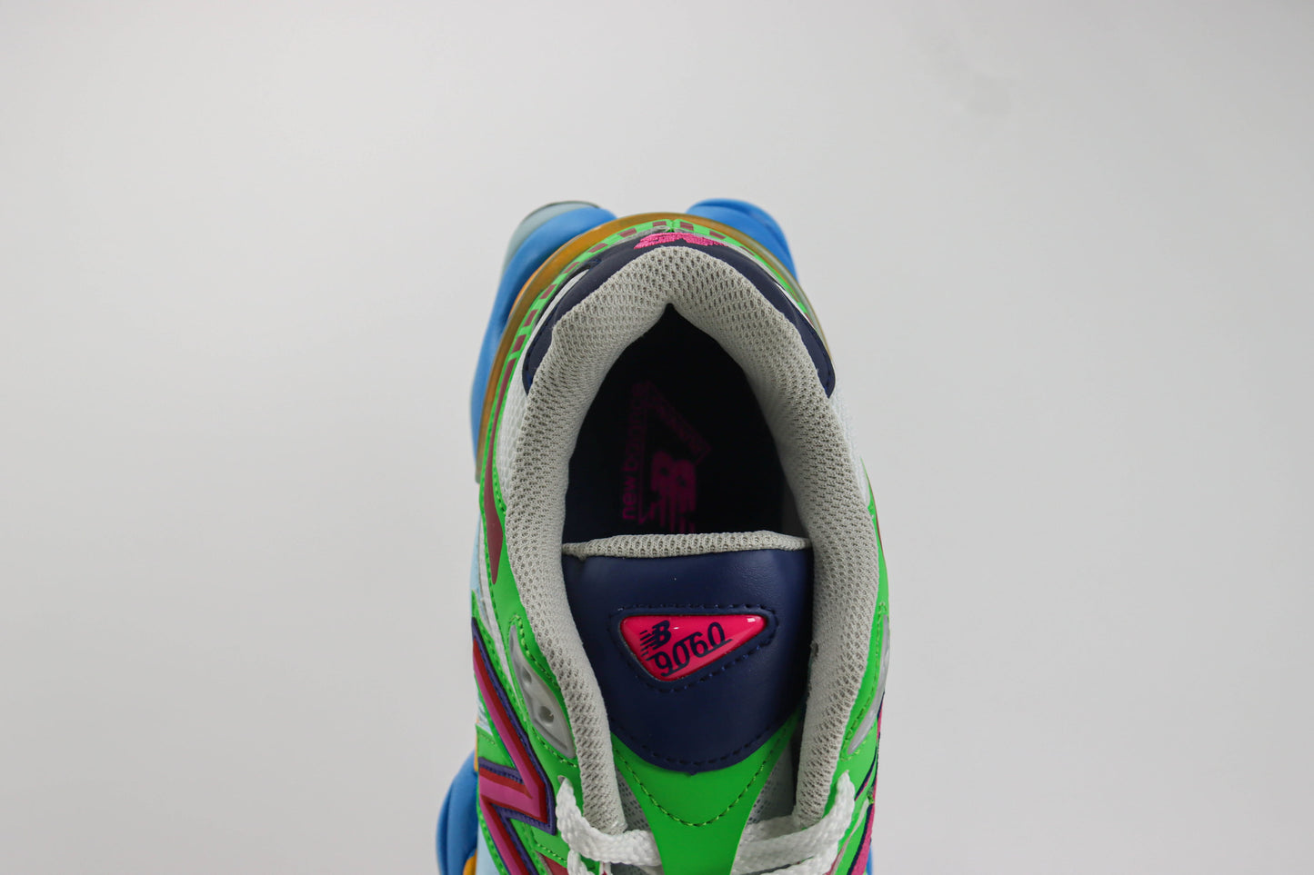 New Balance 9060 Beach Glass Pink