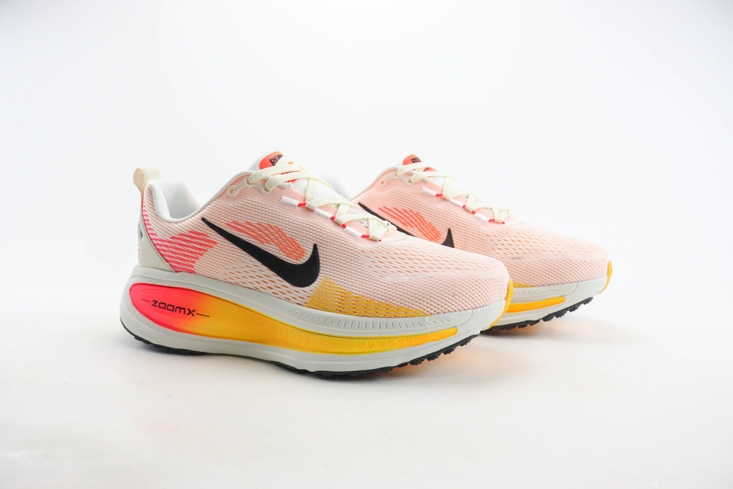 Nike Vomero 18 Sail Bright Crimson
