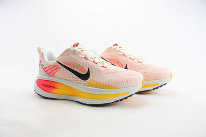 Nike Vomero 18 Sail Bright Crimson