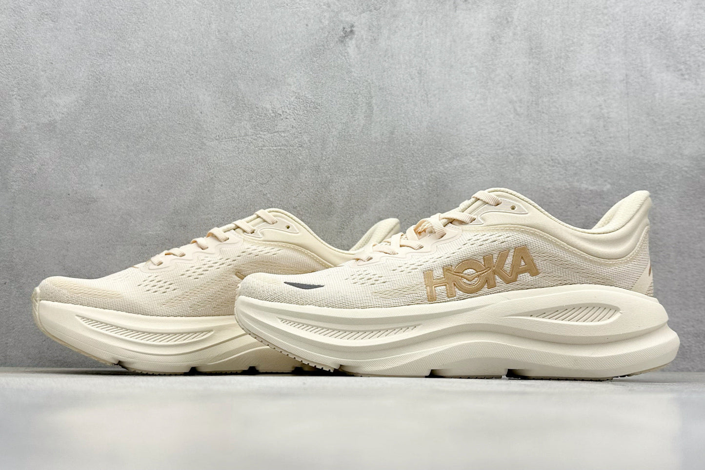 HOKA ONE ONE Bondi 9 Vanilla Birch