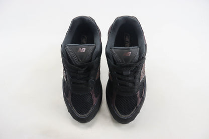New Balance 2010 Black Iridescent