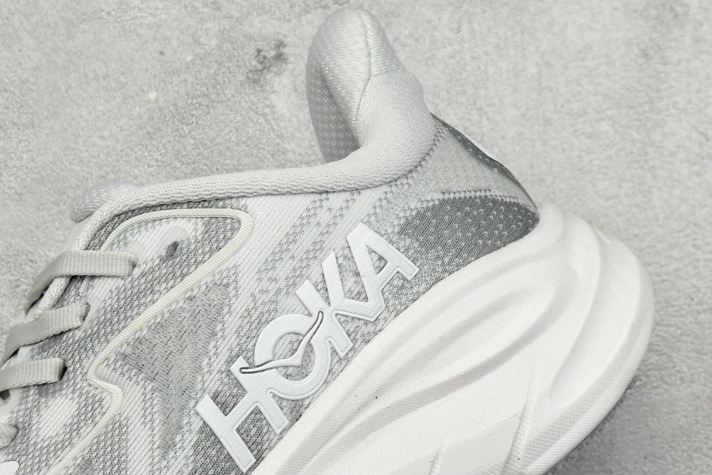 HOKA Clifton 10 Skyflow Frost Cosmic Grey