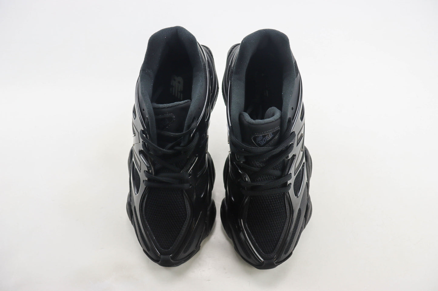 New Balance 9060 Sea Stone Black