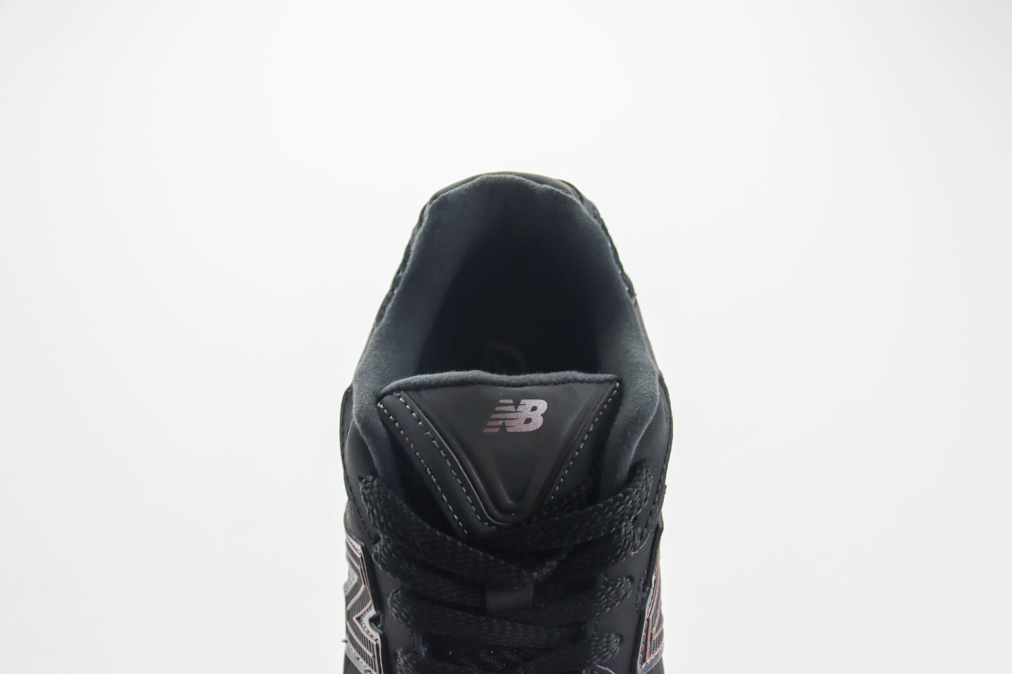 New Balance 2010 Black Iridescent