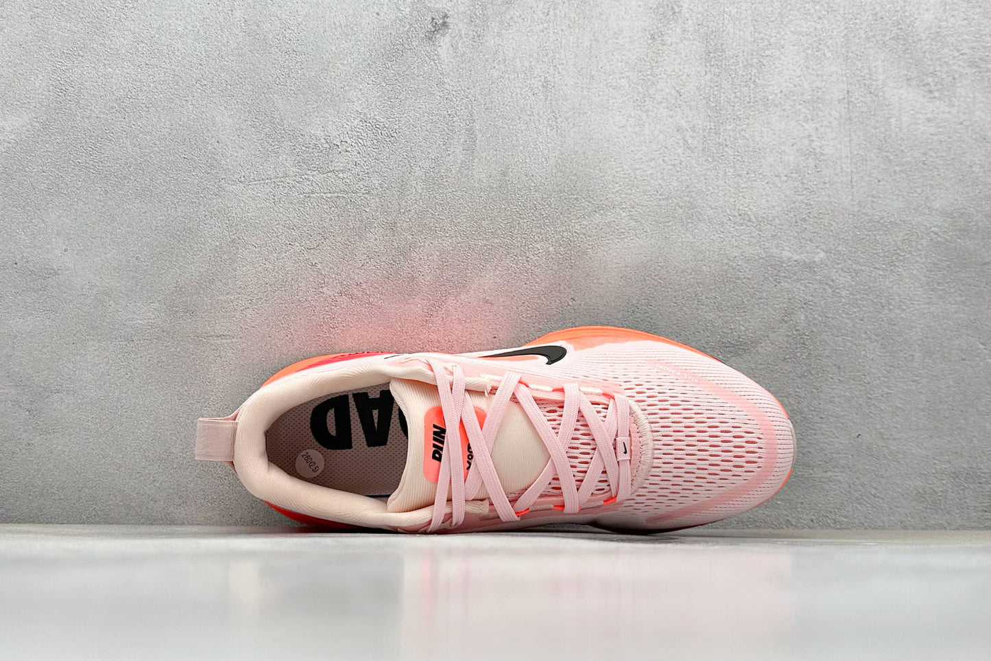 Nike Vomero 18 Echo Pink