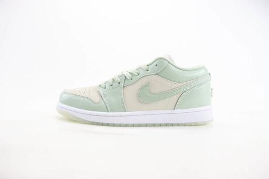 Nike Air Jordan 1 Low Seafoam