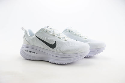 Nike Vomero 18 All White