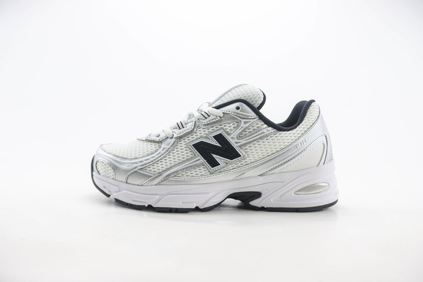 New Balance 740 White & Silver