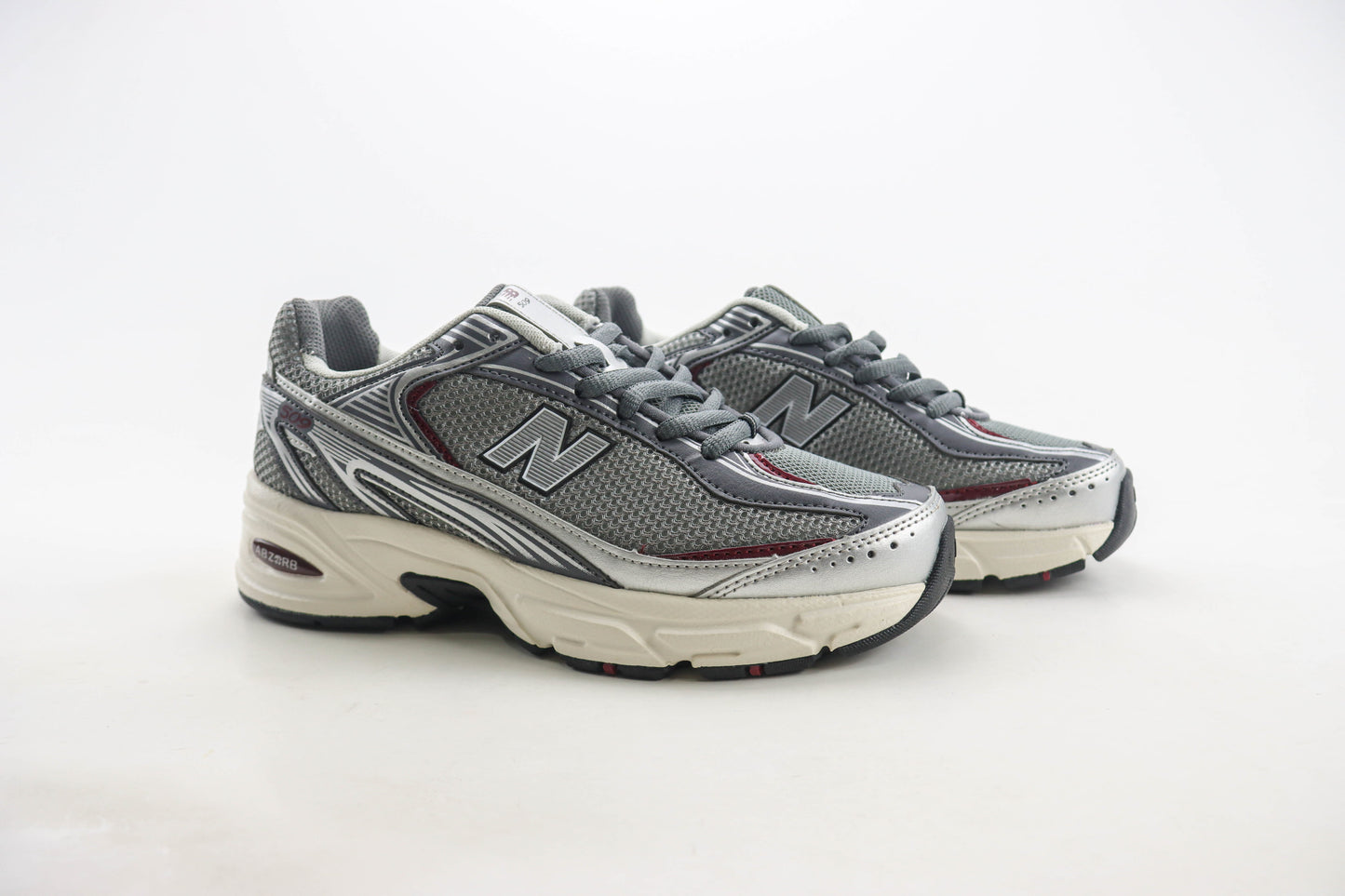 New Balance 740 Silver Metallic Grey