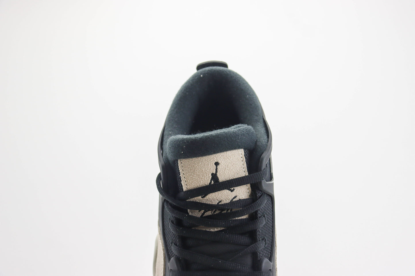 Nike Air Jordan 4 Retro OG New Black Light Bone