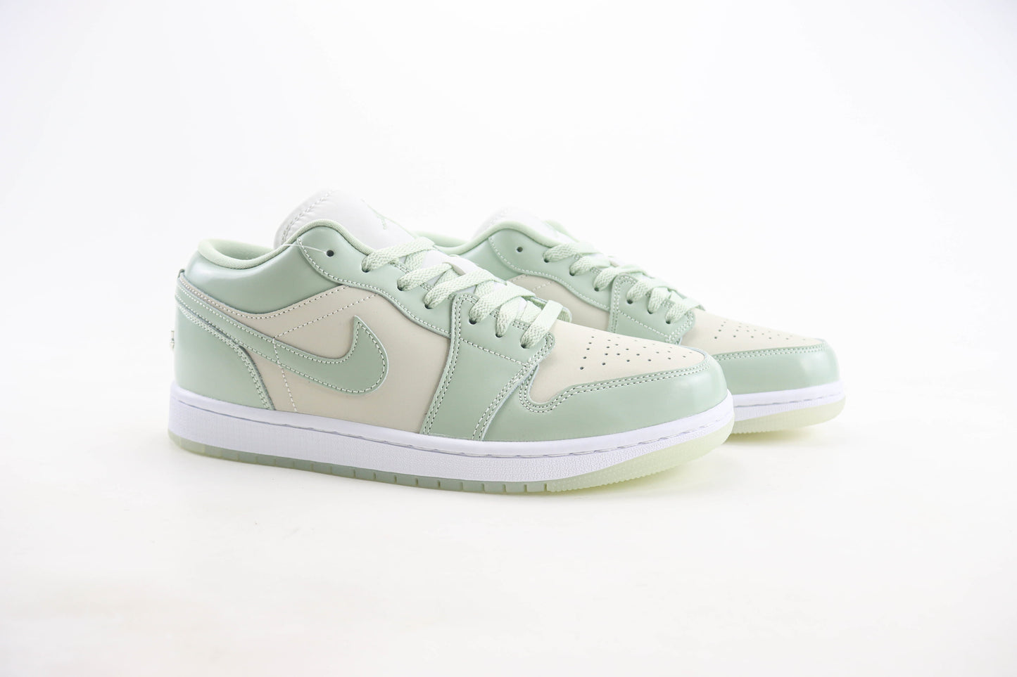 Nike Air Jordan 1 Low Seafoam